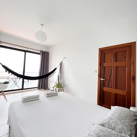 F8 1 Seaview Room, Living And Bathroom Shared , Stjulians Saint Julian's Ngoại thất bức ảnh